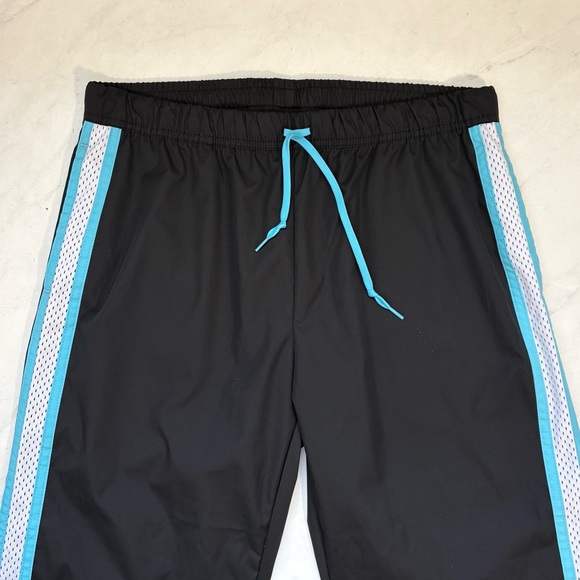 Vintage Y2K Style Nike Size Medium Black Blue Track Pants Sporty Preppy Gym - Picture 3 of 7